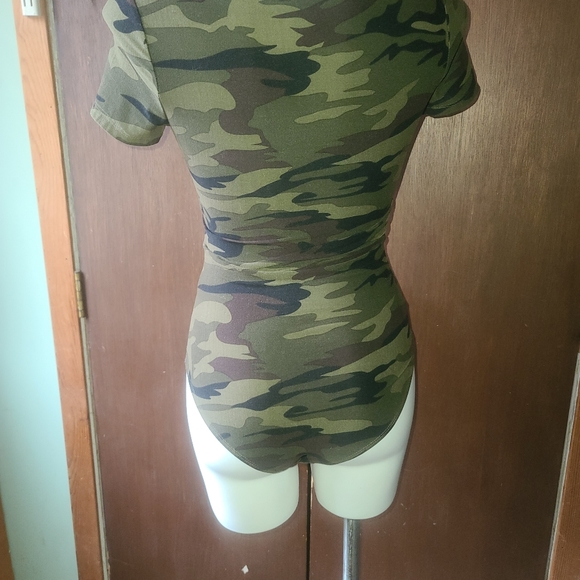Camouflage Camo bodysuit t-shirt - Picture 3 of 6